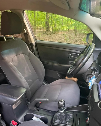 Kia Carens cena 39900 przebieg: 140000, rok produkcji 2014 z Wrocław małe 232